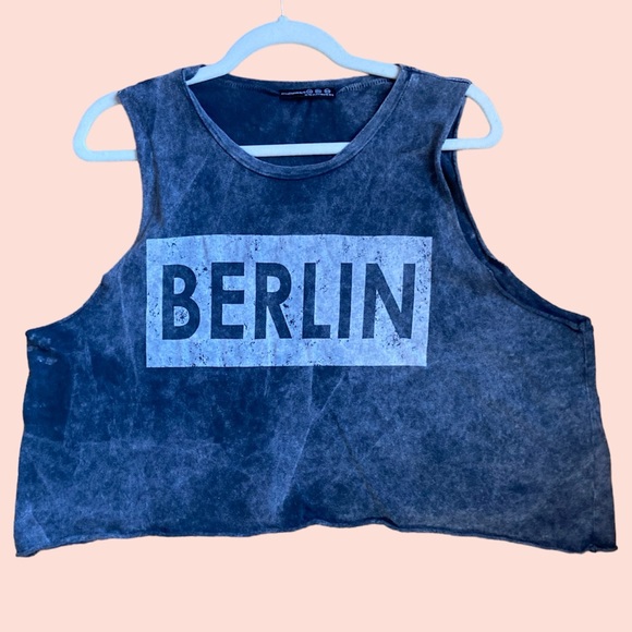 Primark Tops - *HP* NWOT, Primark, Berlin Croptop, 14